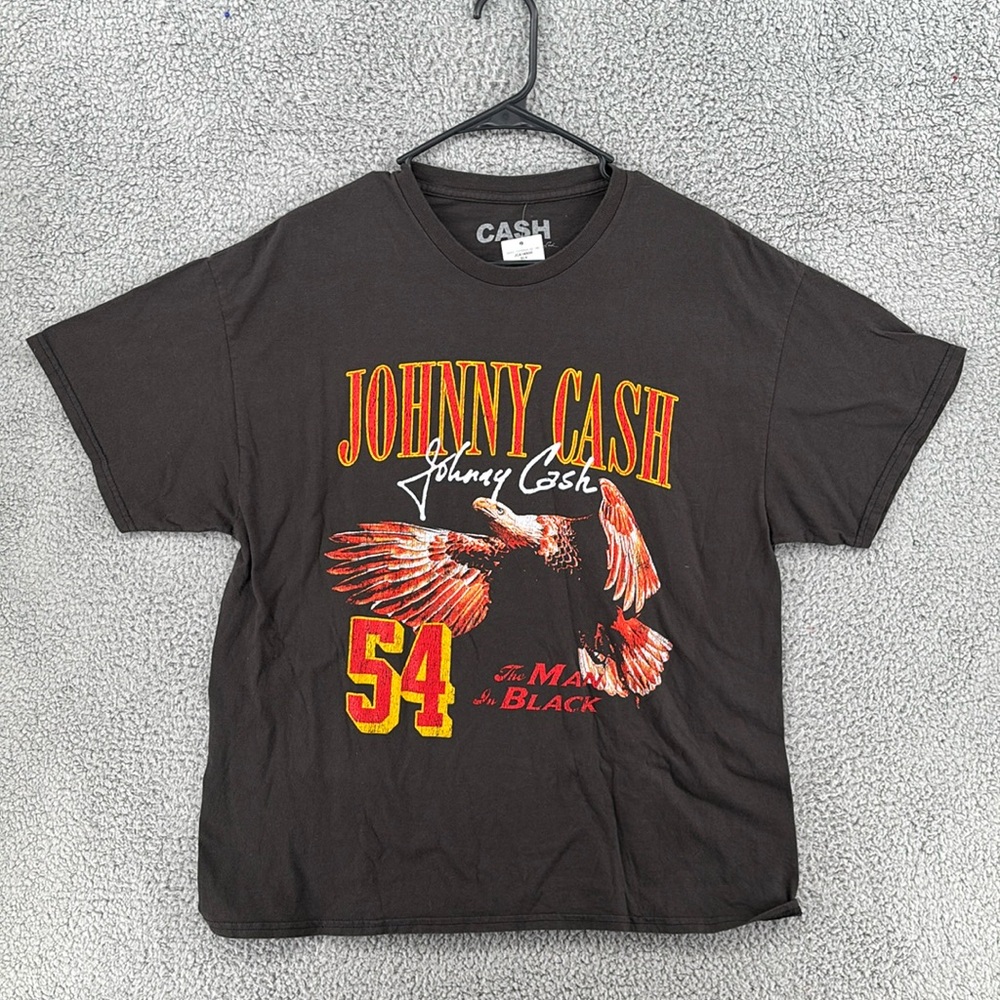 Johnny Cash Man in Black T-Shirt Men’s Sz Small NWT‎